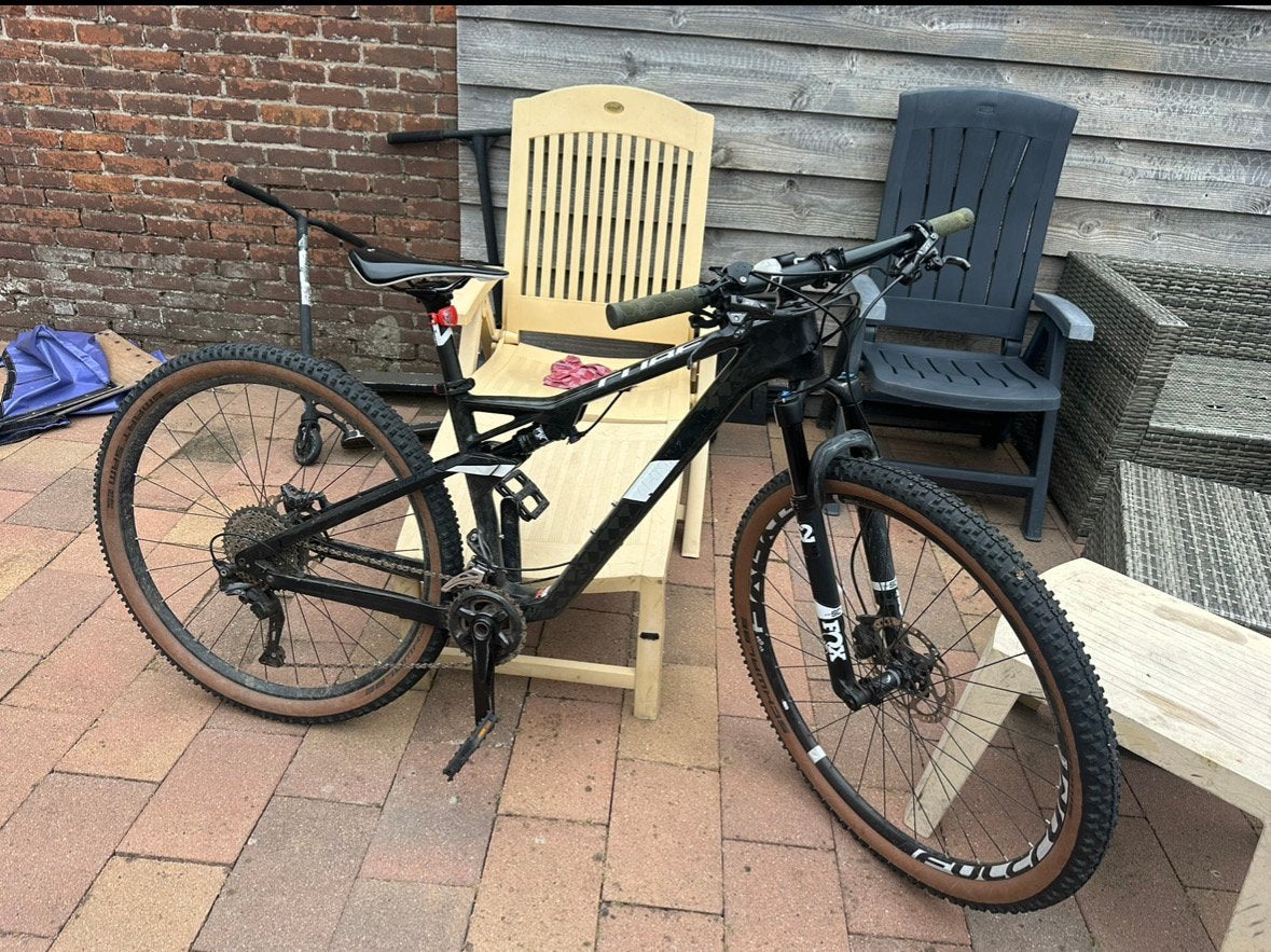 cube ams 100, Ophalen of Verzenden, Zo goed als nieuw, 26 inch of meer