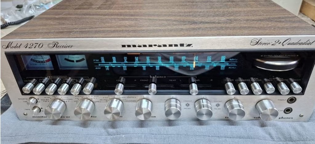 Versterker Marantz 4270, Audio, Tv en Foto, Versterkers en Receivers, Ophalen of Verzenden, Zo goed als nieuw, 120 watt of meer