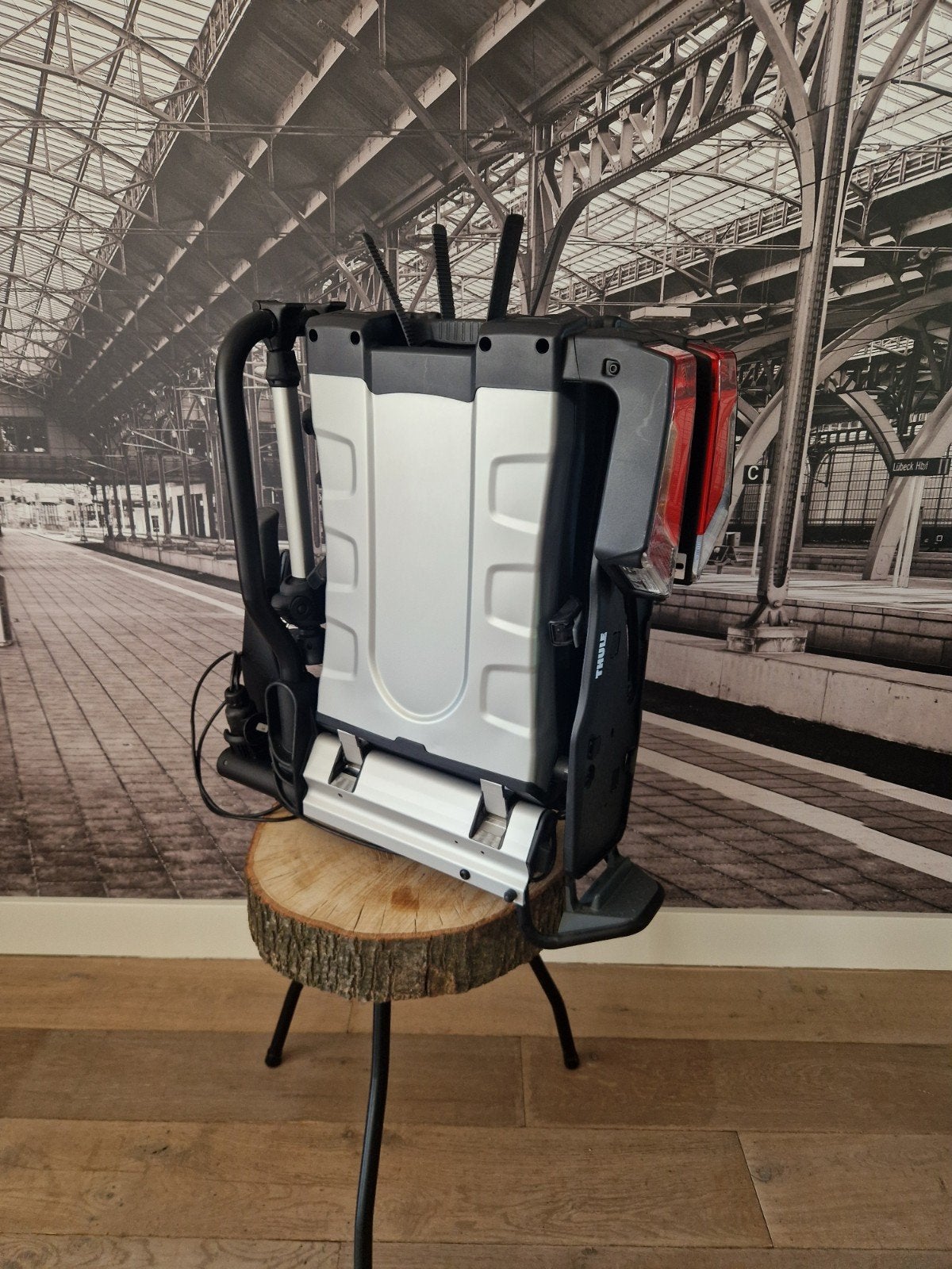 Thule Easyfold XT2 933 Opklapbare Fietsendrager, Ophalen, Zo goed als nieuw, Trekhaakdrager