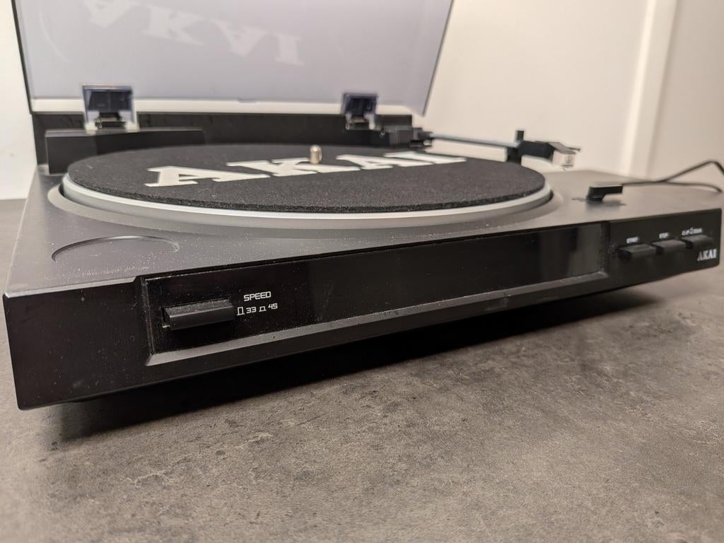 AKAI ATT01U USB Platenspeler, Ophalen of Verzenden, Gebruikt, Akai, USB-aansluiting