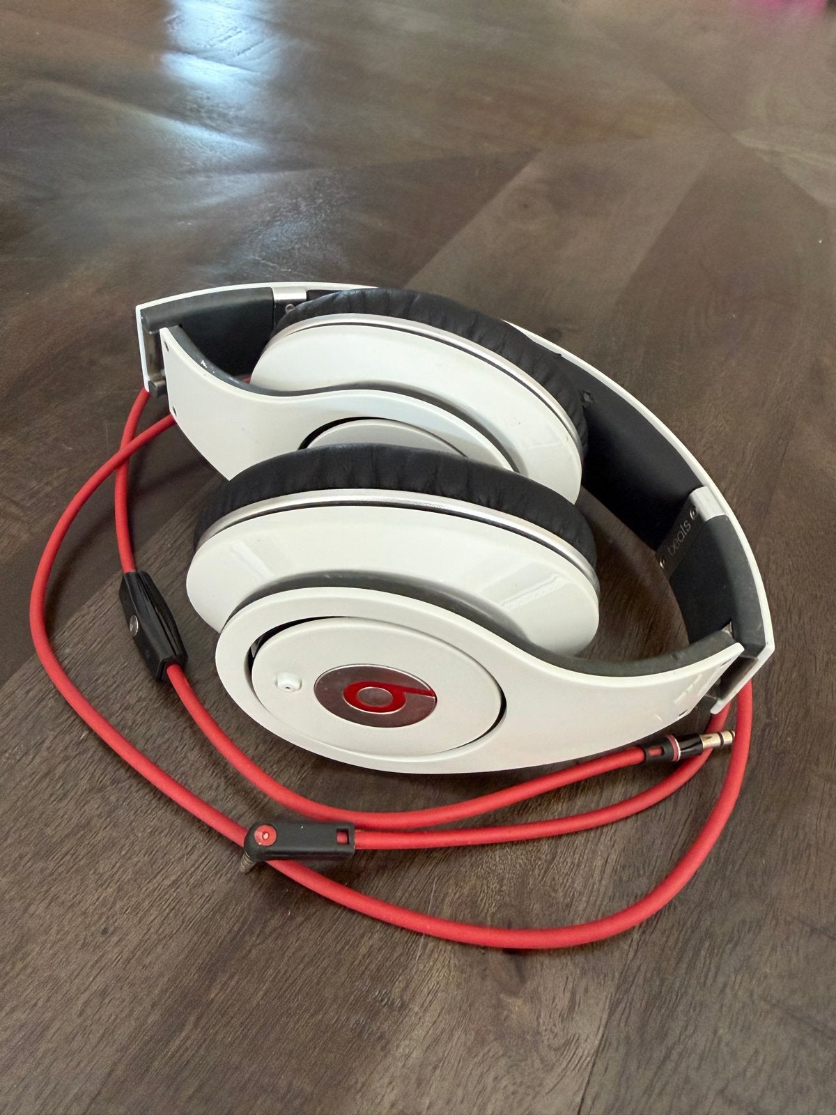 Beats by Dr. Dre Over-ear Koptelefoon Wit/Zwart, Audio, Tv en Foto, Koptelefoons, Ophalen, Gebruikt, Beats, Wit