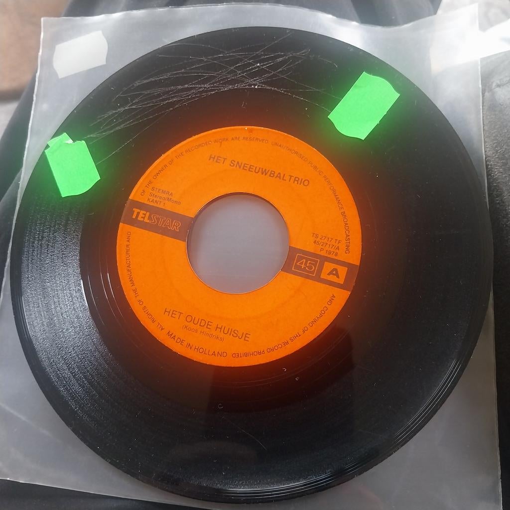 Het Sneeuwbaltrio - Het Oude Huisje/ Toekomstverhaal (Singl, Gebruikt, 7 inch, Single, Ophalen of Verzenden