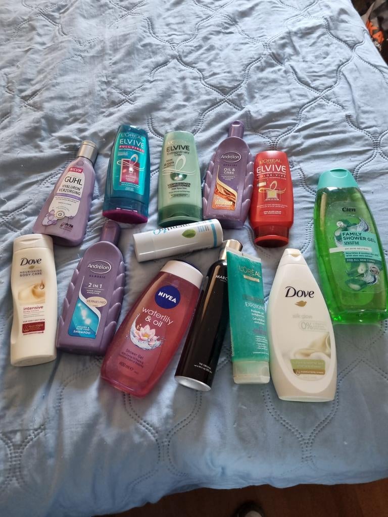 Veel shampoos en shower gels, Ophalen, Lichaamsverzorging
