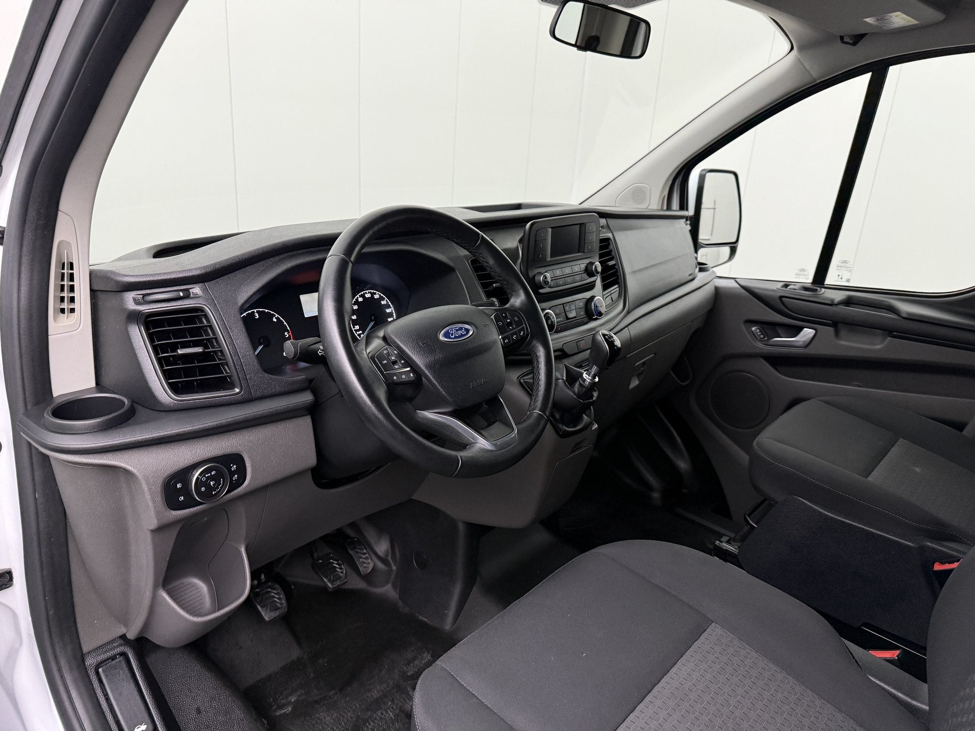 Ford Transit Custom 2.0TDCi 130PK Lang Dubbele Cabine | Werk, Auto's, Bestelauto's, Stof, 2800 kg, Wit, Ford