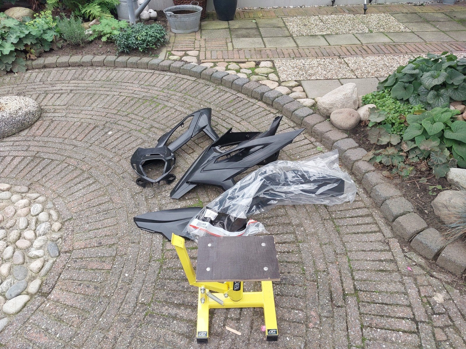Motorfiets onderdelen en paddockstandaard, Verzenden, Nieuw