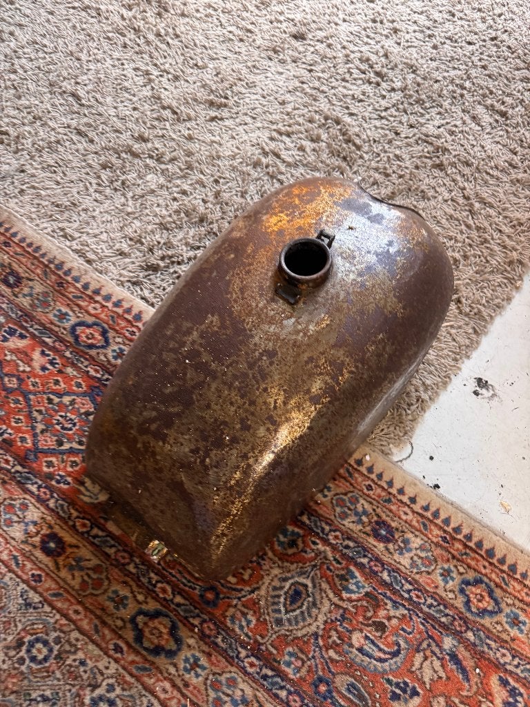Honda CB750 TANK – VINTAGE LOOK (BEHANDELD), Ophalen