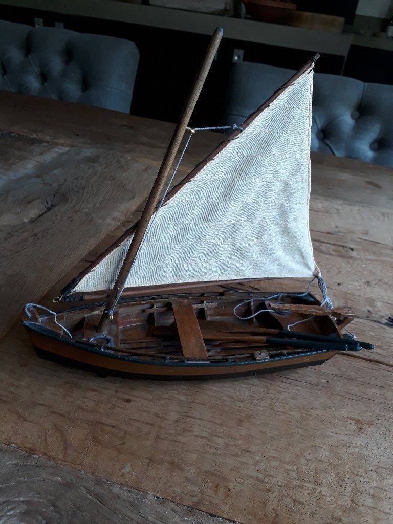 Houten zeilbootje, Ophalen of Verzenden