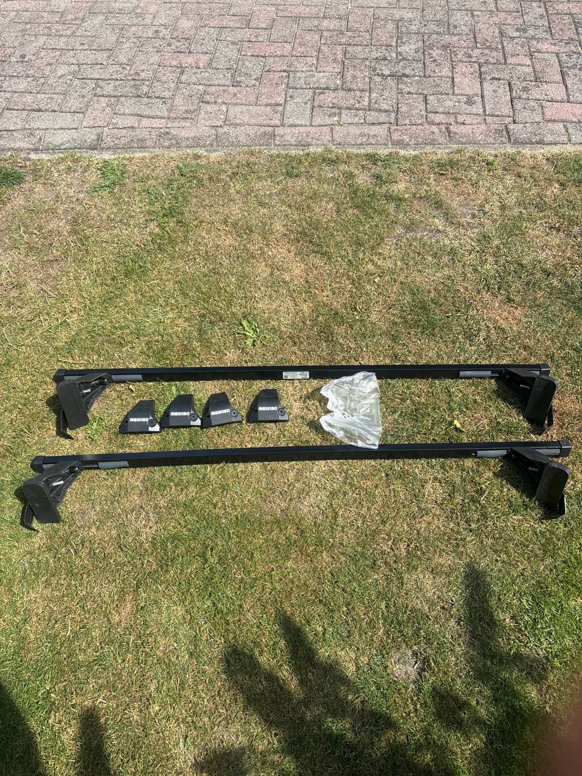 Menabo Omega L dakdragers - Zo goed als nieuw, Auto diversen, Dakdragers, Ophalen, Zo goed als nieuw