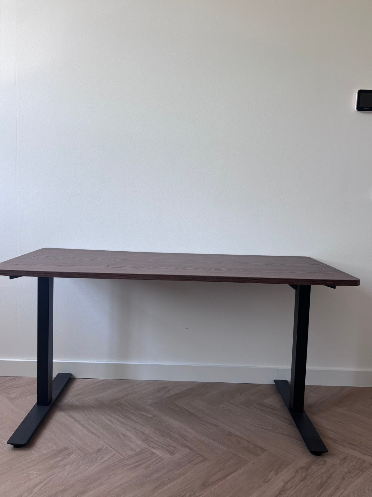 Verstelbaar bureau IKEA, Huis en Inrichting, Bureaus, Zo goed als nieuw, In hoogte verstelbaar, Ophalen