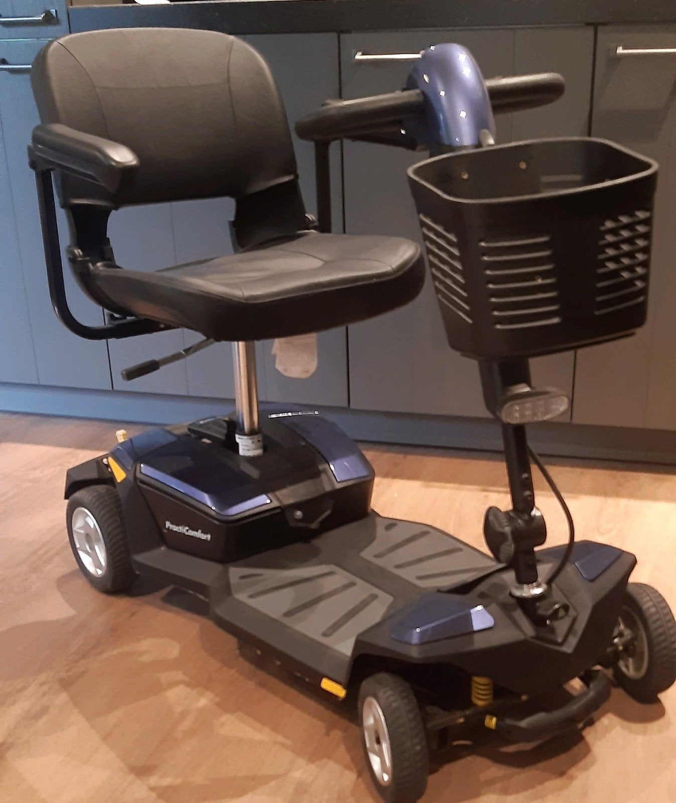 nieuwstaat scootmobiel, Ophalen of Verzenden, Gebruikt, 10 km/u of minder