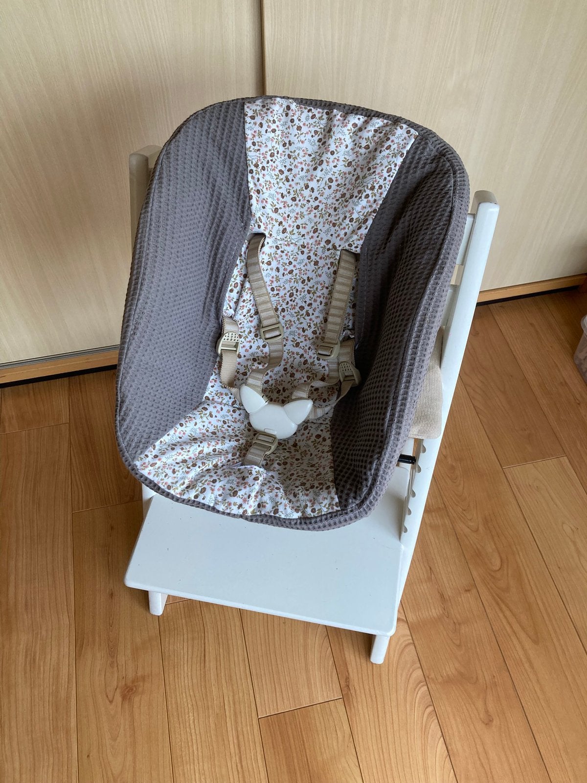 Tripp Trapp Stokke kinderstoel compleet, Kinderen en Baby's, Kinderstoelen, Ophalen, Gebruikt, Meegroeistoel, Gordel(s)