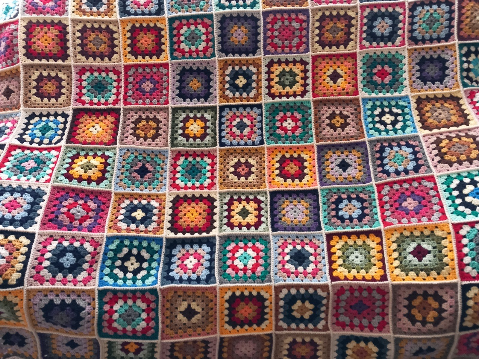 Granny square sprei  / deken  / bankdeken, Acryl, 200 cm, Nieuw, 150 cm
