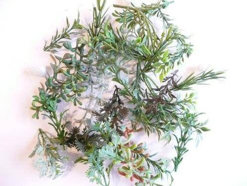 d.h.z. zakje (8 x 12 cm) diverse kunstplanten / poppenhuismi, Ophalen, Nieuw, Decoratie