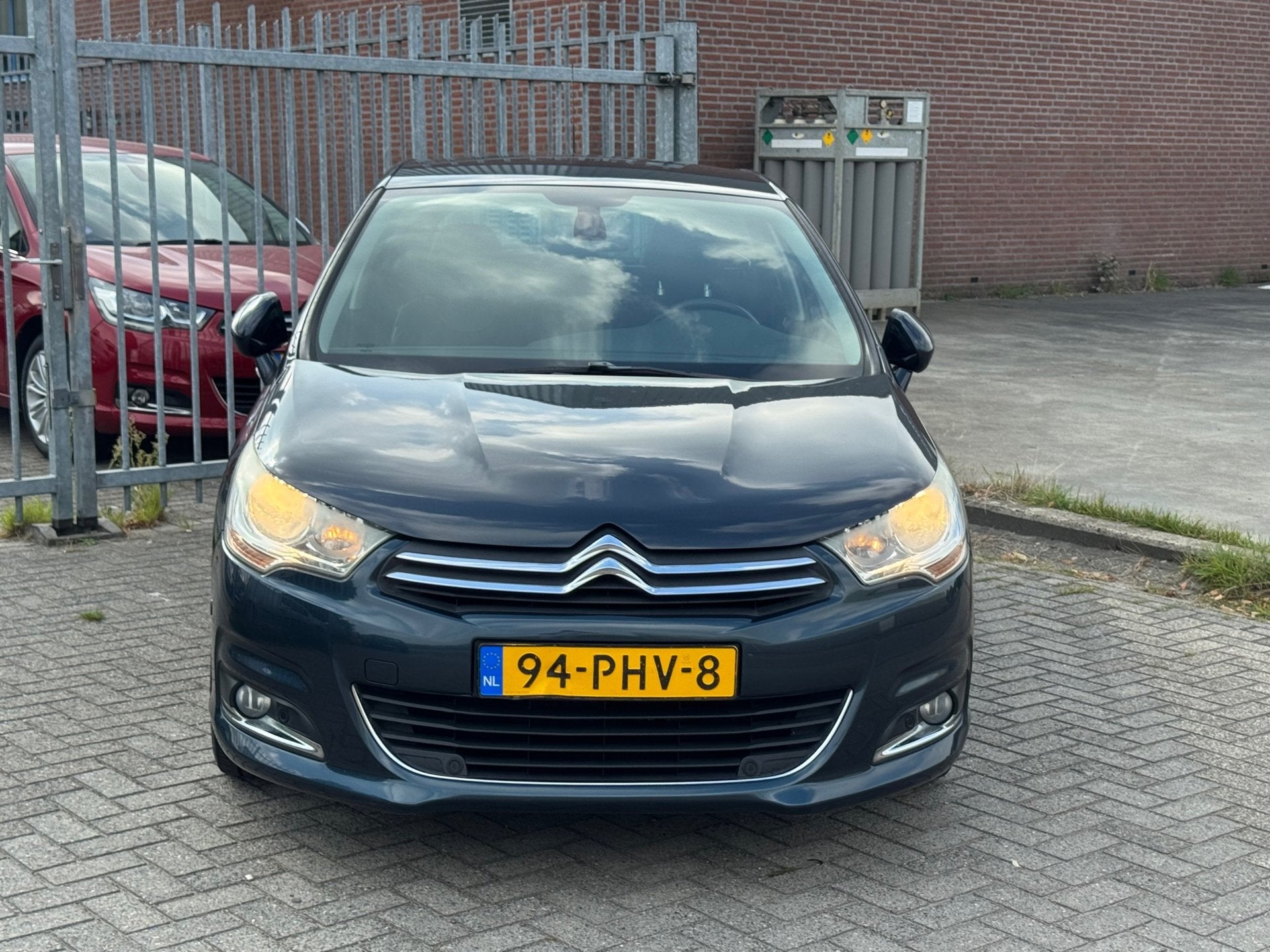 Citroen C4 1.6 VTi Exclusive 120PK 5 deurs! Airco l Cruise l, Voorwielaandrijving, Euro 5, Zwart, 4 cilinders