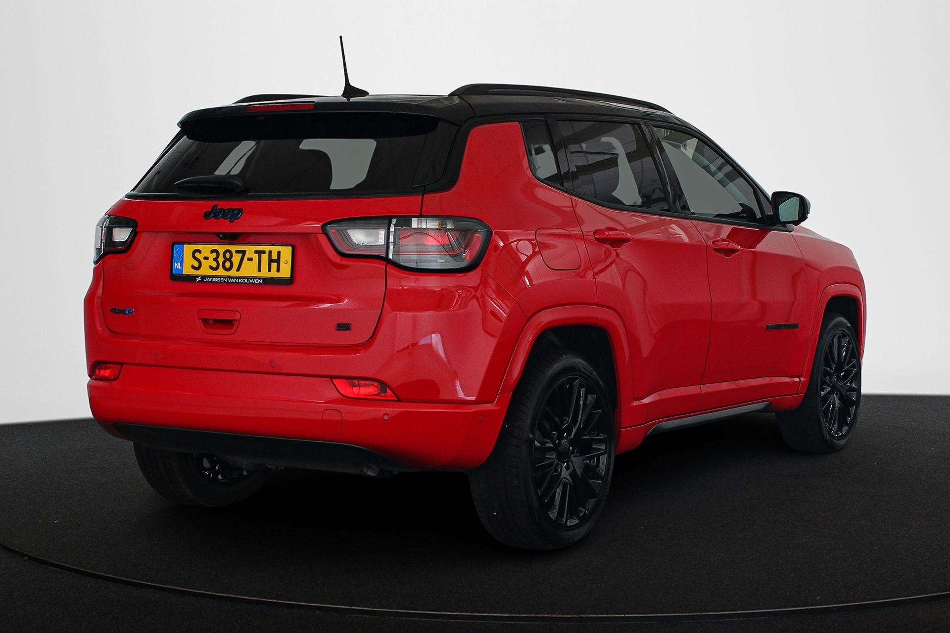 Jeep Compass 4xe 240 Plug-in Hybrid Electric S Winterpakket, Auto's, Automaat, 4 cilinders, Vierwielaandrijving, https://media-marktplaats.export.dv.nl/23685974017/document-1.pdf