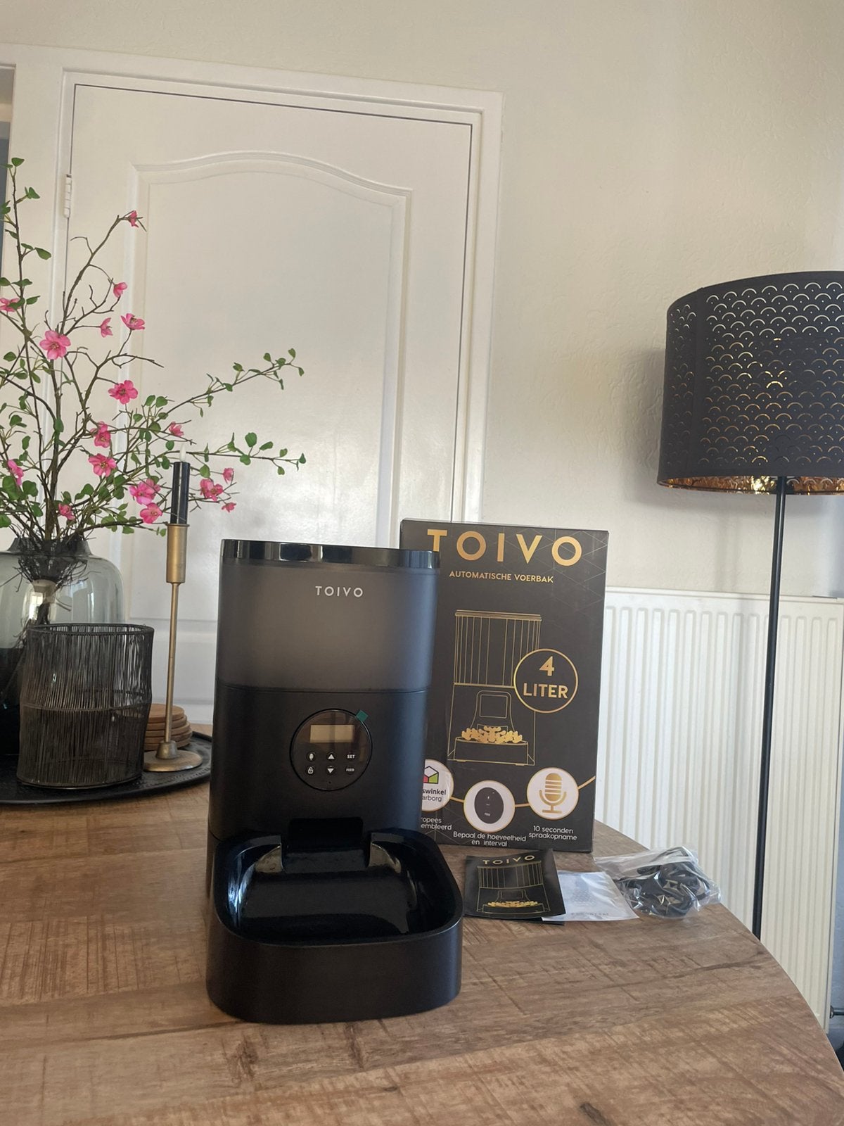 Toivo automatische voerautomaat – 4 liter – kat/hond, Dieren en Toebehoren, Ophalen of Verzenden, Zo goed als nieuw