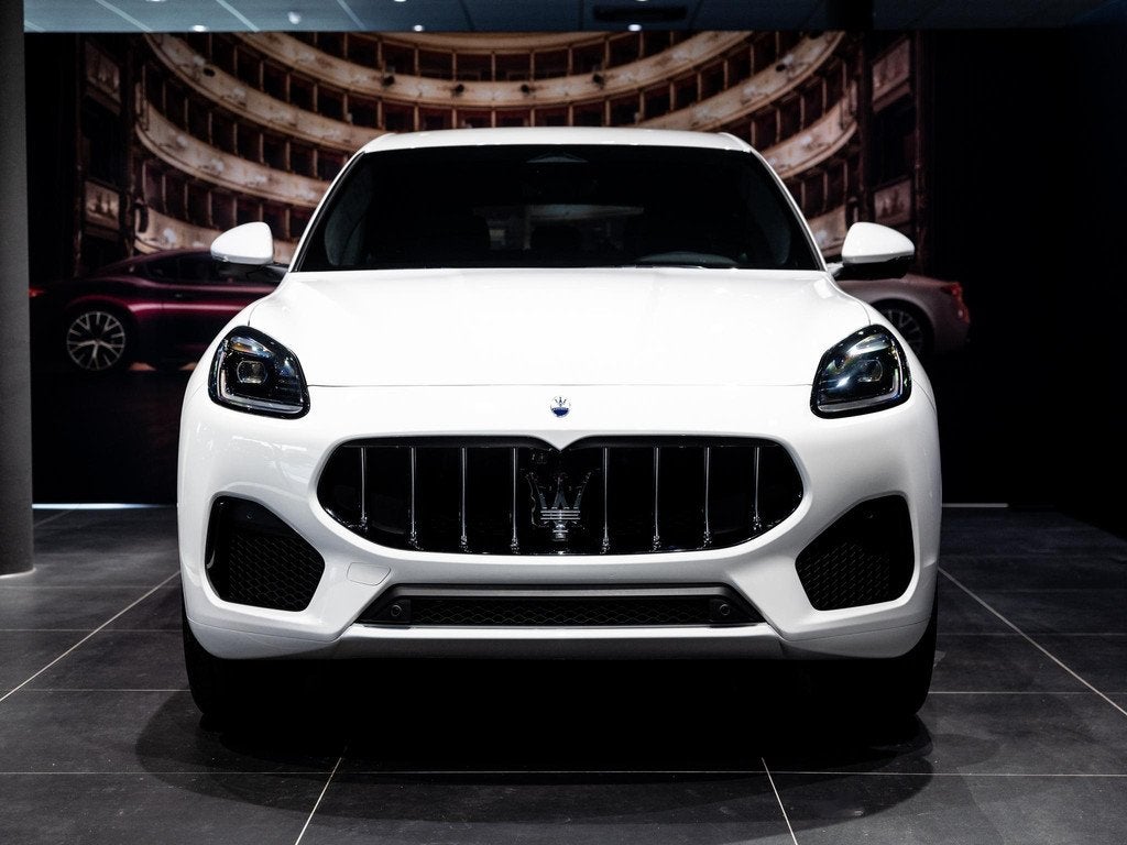 Maserati Grecale 2.0 MHEV GT | 300pk | 360 Surround camera |, Auto's, Maserati, Automaat, 1995 cc, 4 cilinders, Wit