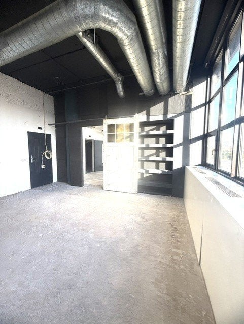 Karaktervolle, lichte kantoorruimte 58 m2 Den Haag, Zakelijke goederen, Bedrijfs Onroerend goed, 58 m², Huur, Bedrijfsruimte