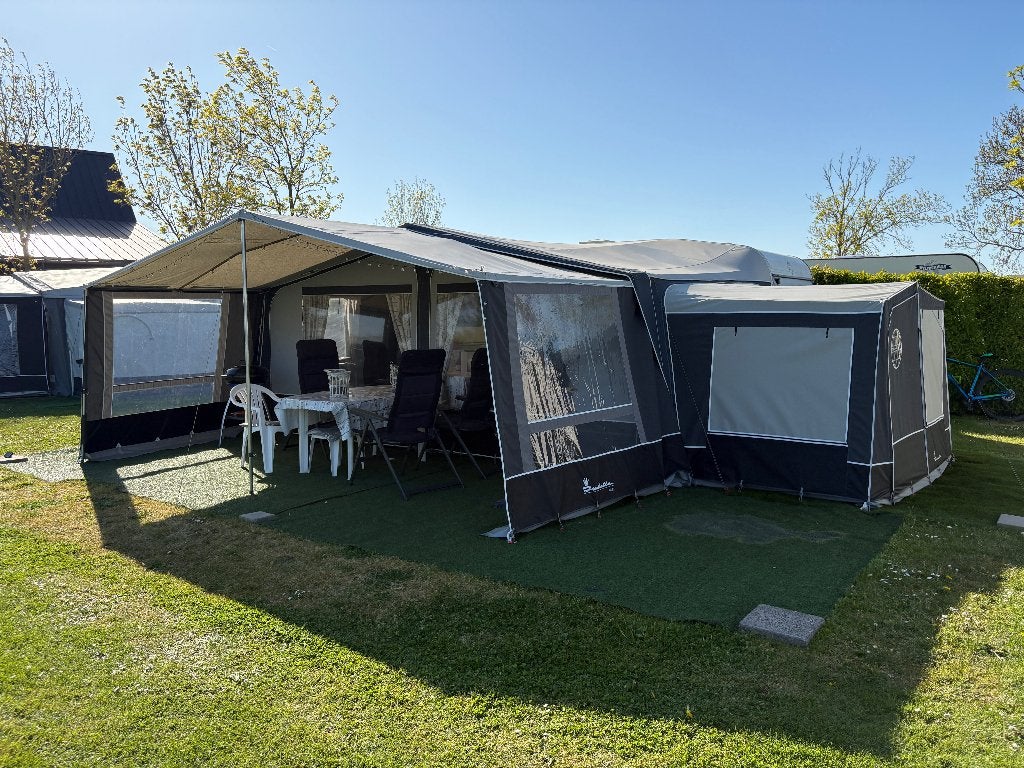 Hobby De Luxe 545 1994 + voortent/zijtent/luifel/inventaris, Vast bed, Luifel, Hobby, Particulier