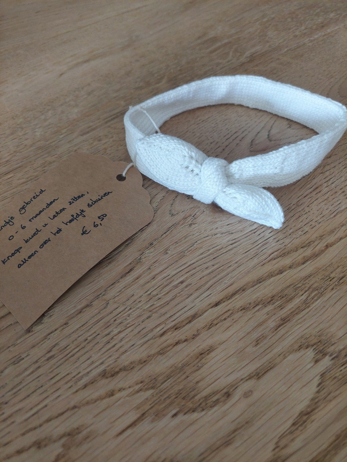 NIEUW Handgemaakt haarbandje baby 0-6 maanden, Ophalen of Verzenden, Nieuw, Handgemaakt, Wit