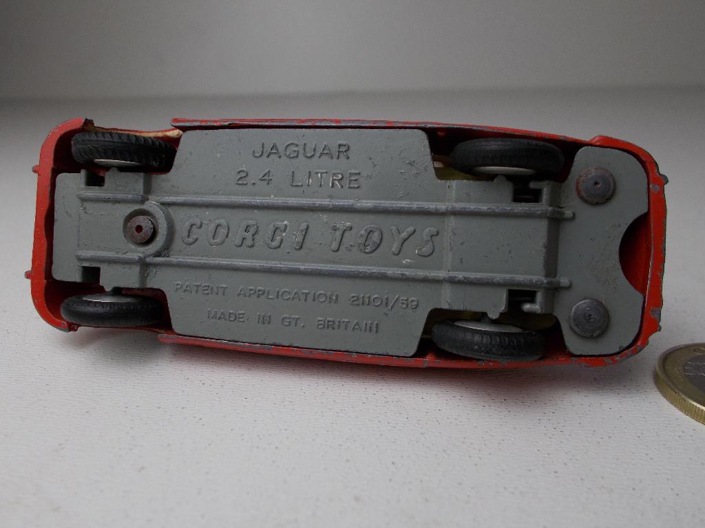 1960 Corgi Toys 213 JAGUAR 2.4 LITRE FIRE CIEF's CAR I.g.st., Ophalen of Verzenden, Zo goed als nieuw, Auto, Corgi