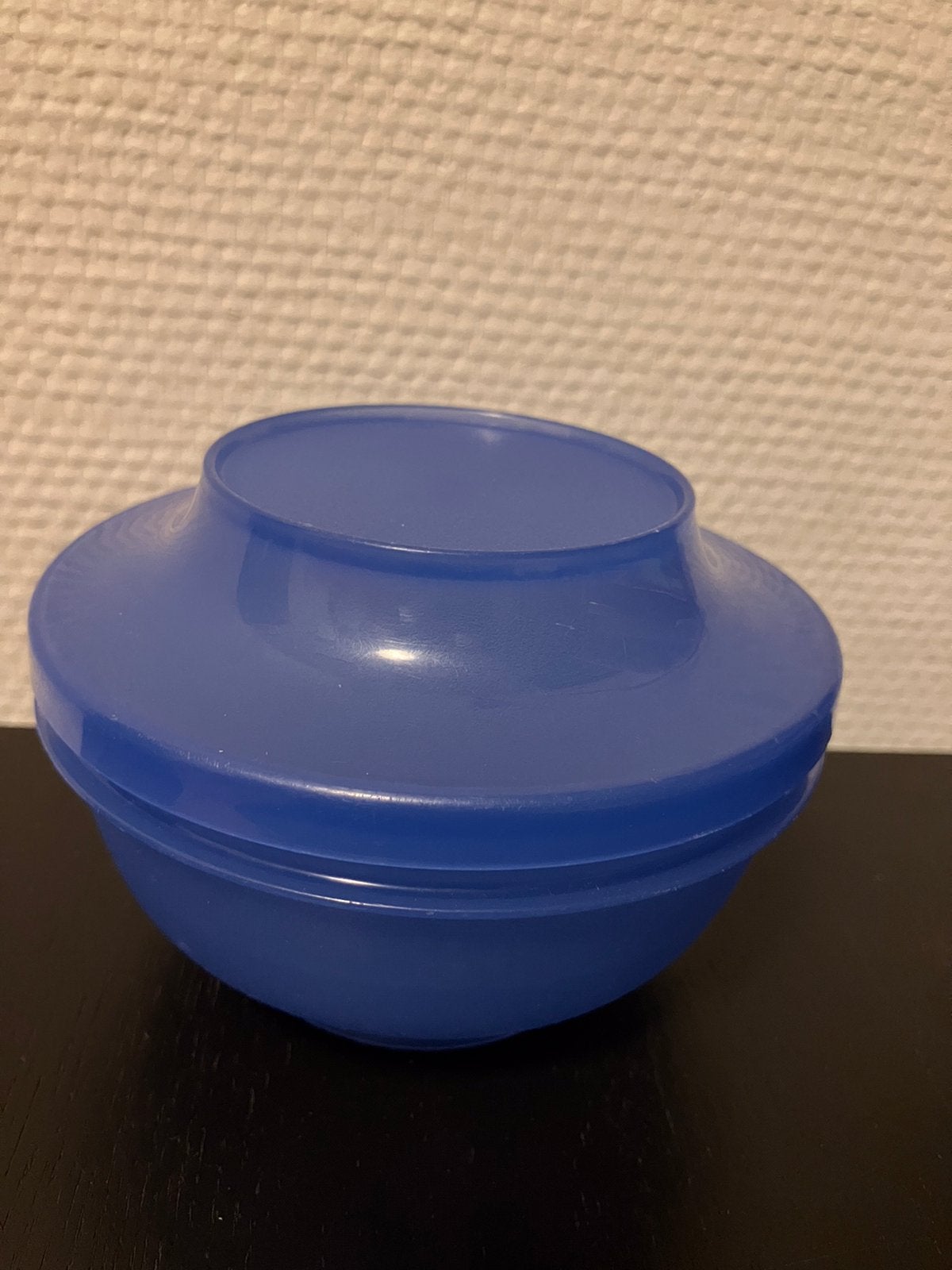 Z.g.a.n/blauw bol bakje met deksel/Tupperware, Blauw, Ophalen of Verzenden, Zo goed als nieuw, Bak of Kom