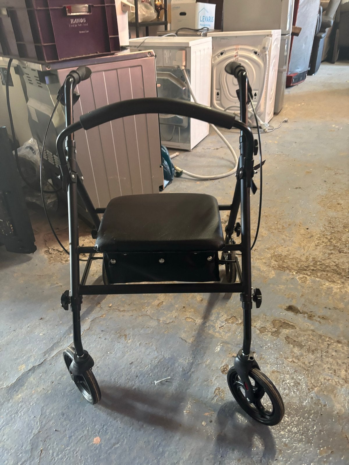 Rollator / looprek met zitje – zwart, Ophalen