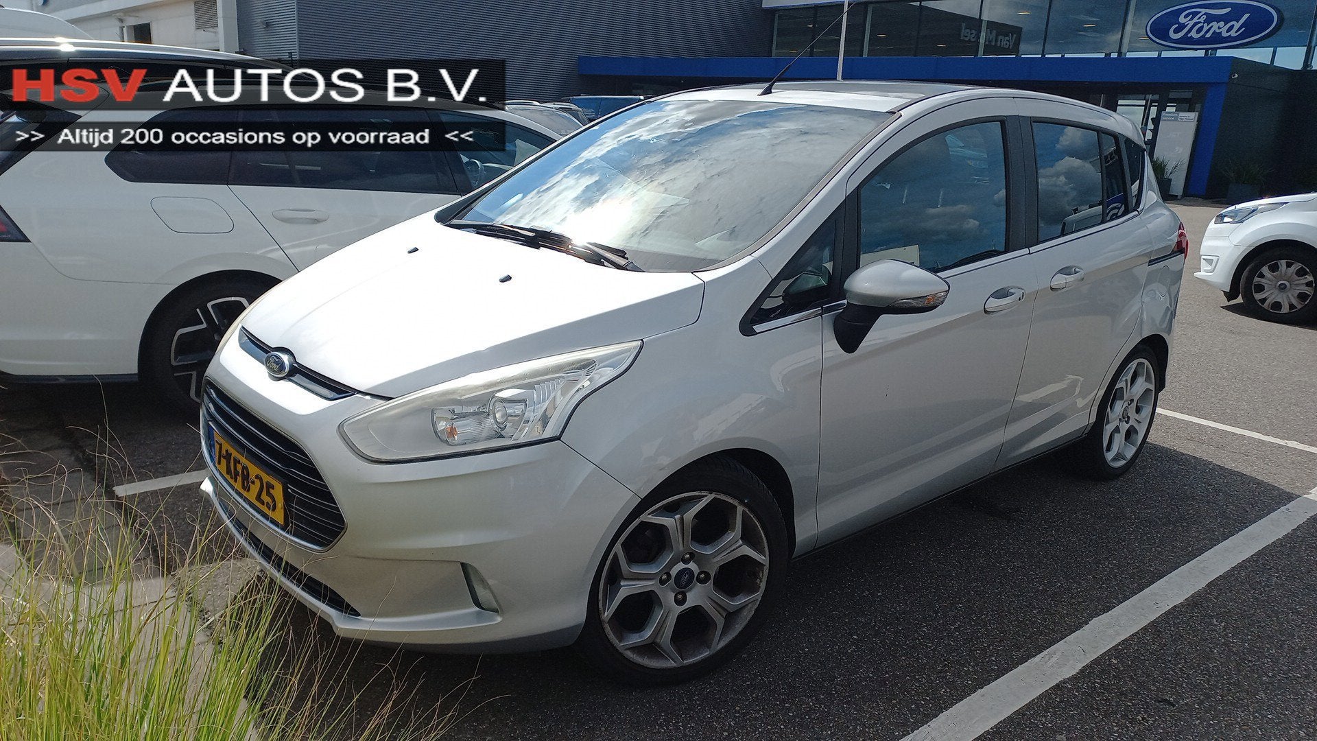 Ford B-Max 1.0 EcoBoost Titanium navi LM airco org NL, Auto's, Voorwielaandrijving, Euro 5, 101 pk, Gebruikt