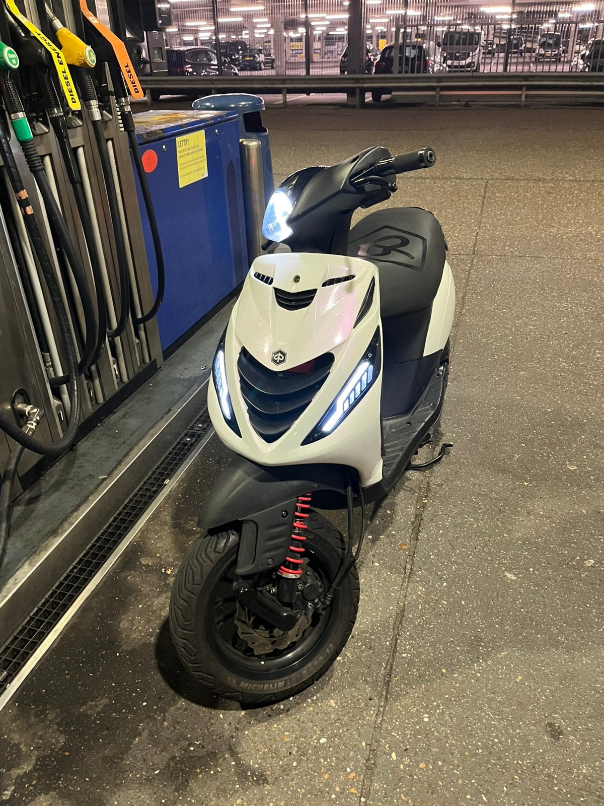 Piaggio zip 80 cc iget, Ophalen, Maximaal 45 km/u, Zip, Zo goed als nieuw