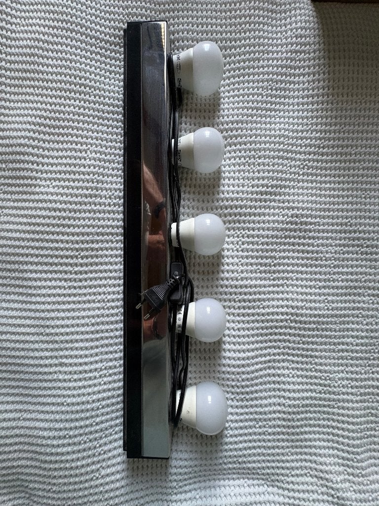 wandlamp, Ophalen, IKEA, Zo goed als nieuw, Spiegellamp of Schilderijlamp