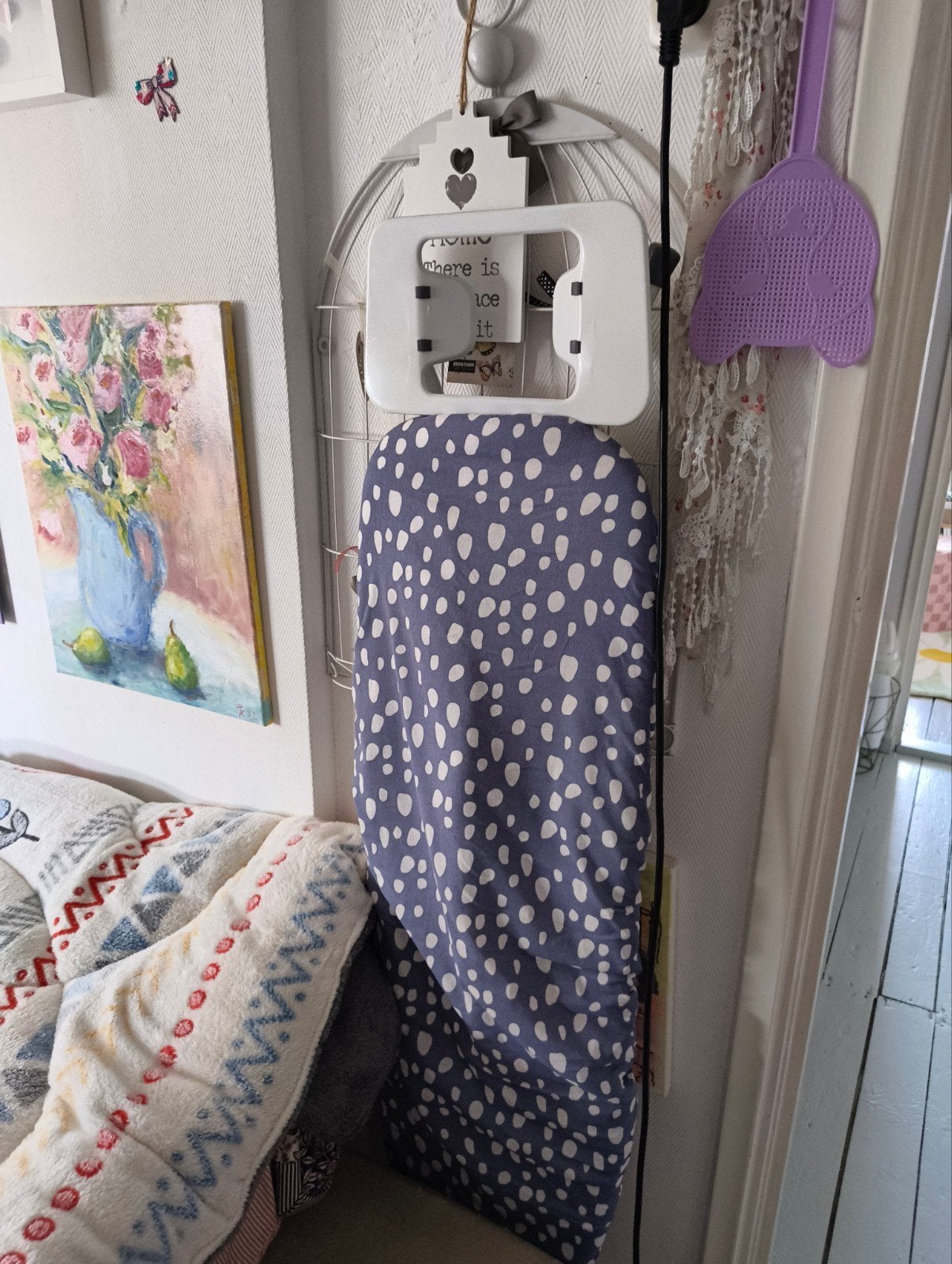 Strijkplank met leuke hoes print - als nieuw, Witgoed en Apparatuur, Strijkijzers en Strijkplanken, Ophalen, Zo goed als nieuw