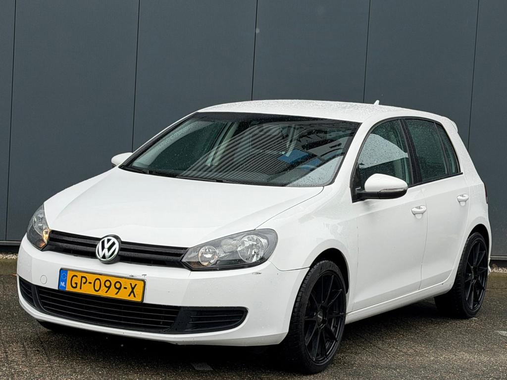 Volkswagen Golf 1.4 Easyline Sport 80PK | Nap | Alcantara |, Auto's, Voorwielaandrijving, Euro 5, Gebruikt, 4 cilinders