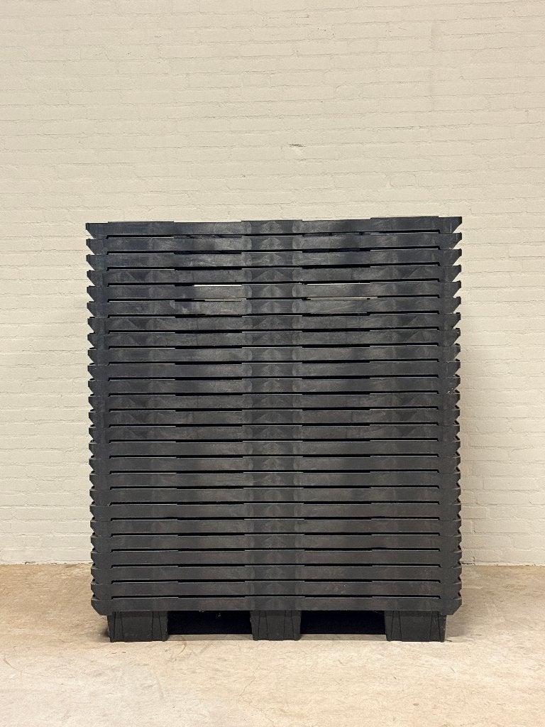 Kunststof Pallet - zwart, Ophalen, Gebruikt, 100 cm of meer, 60 cm of meer