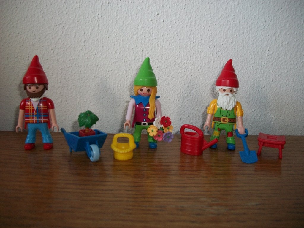 Tuinkabouters / kabouter / kruiwagen / gieter / bloemen, Ophalen of Verzenden, Nieuw, Complete set