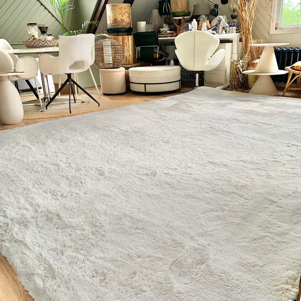 Grand fluffy - xxl creme vloerkleed - fotoshoot, Ophalen, 200 cm of meer, Zo goed als nieuw, 200 cm of meer