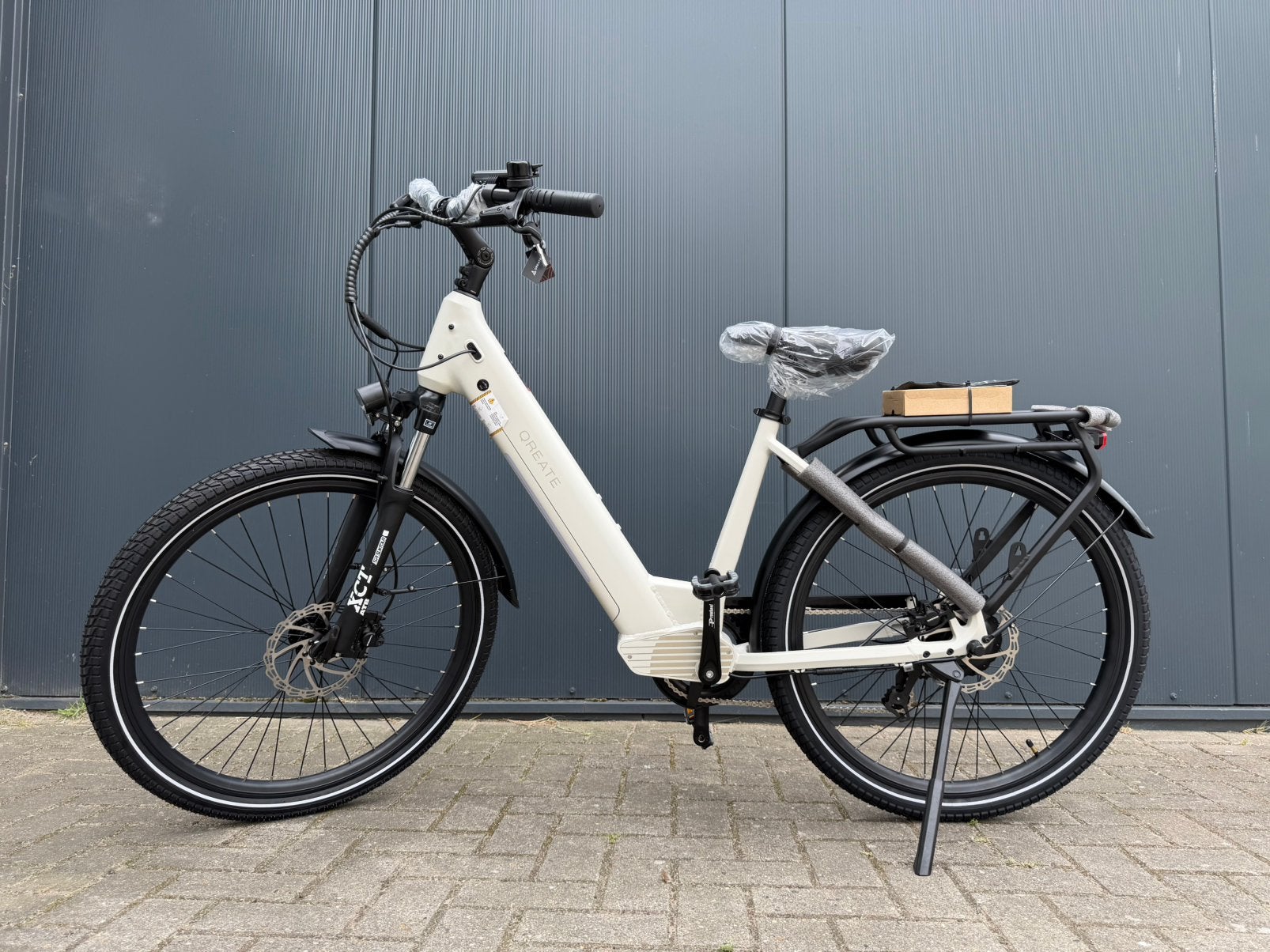 Elektrische fietsen - Qreate City Pro - Creme en Zwart