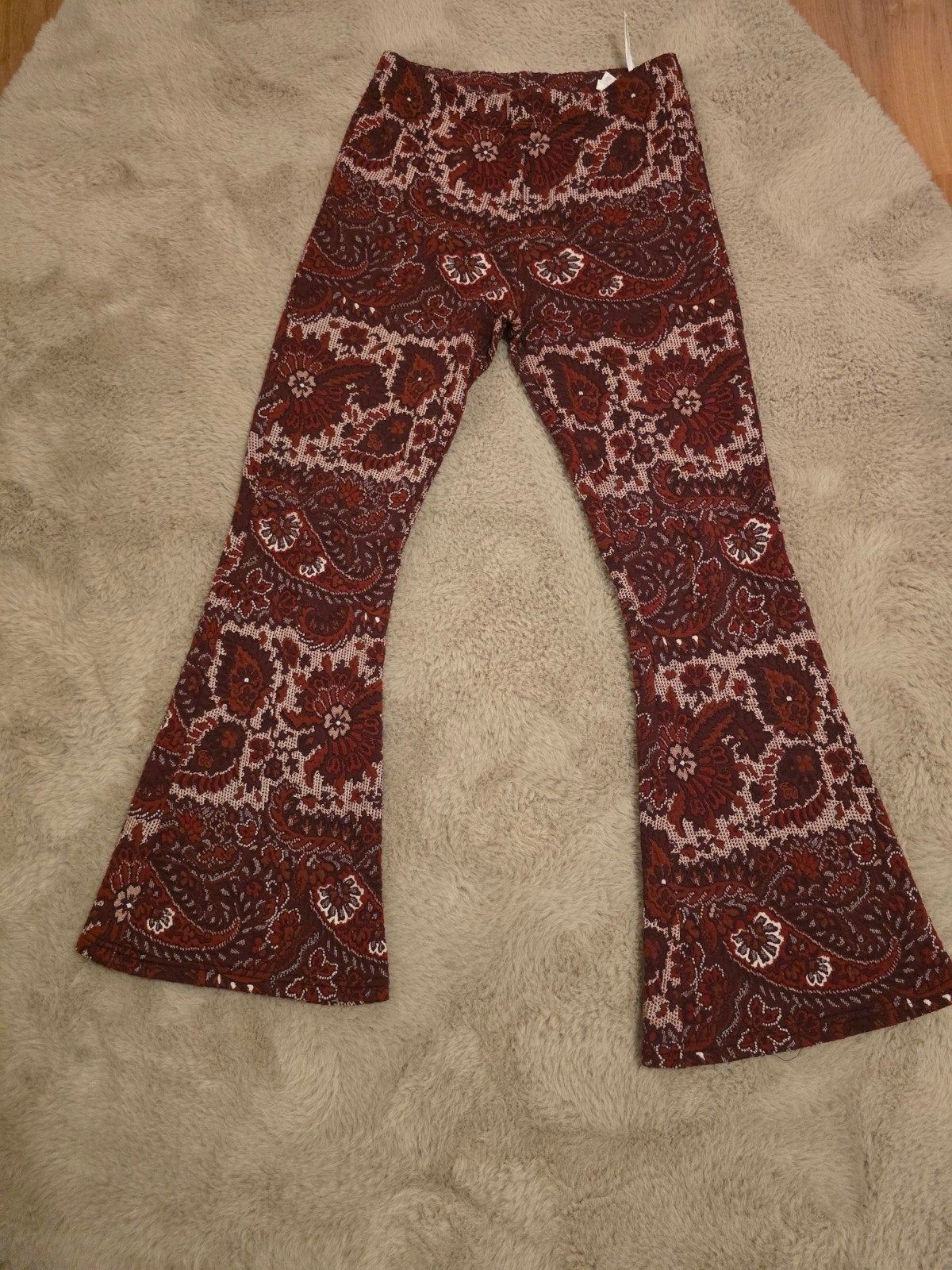 Afra Saraçoğlu x Koton flared broek met paisley print, Kleding | Dames, Maat 38/40 (M), Ophalen of Verzenden, Zo goed als nieuw