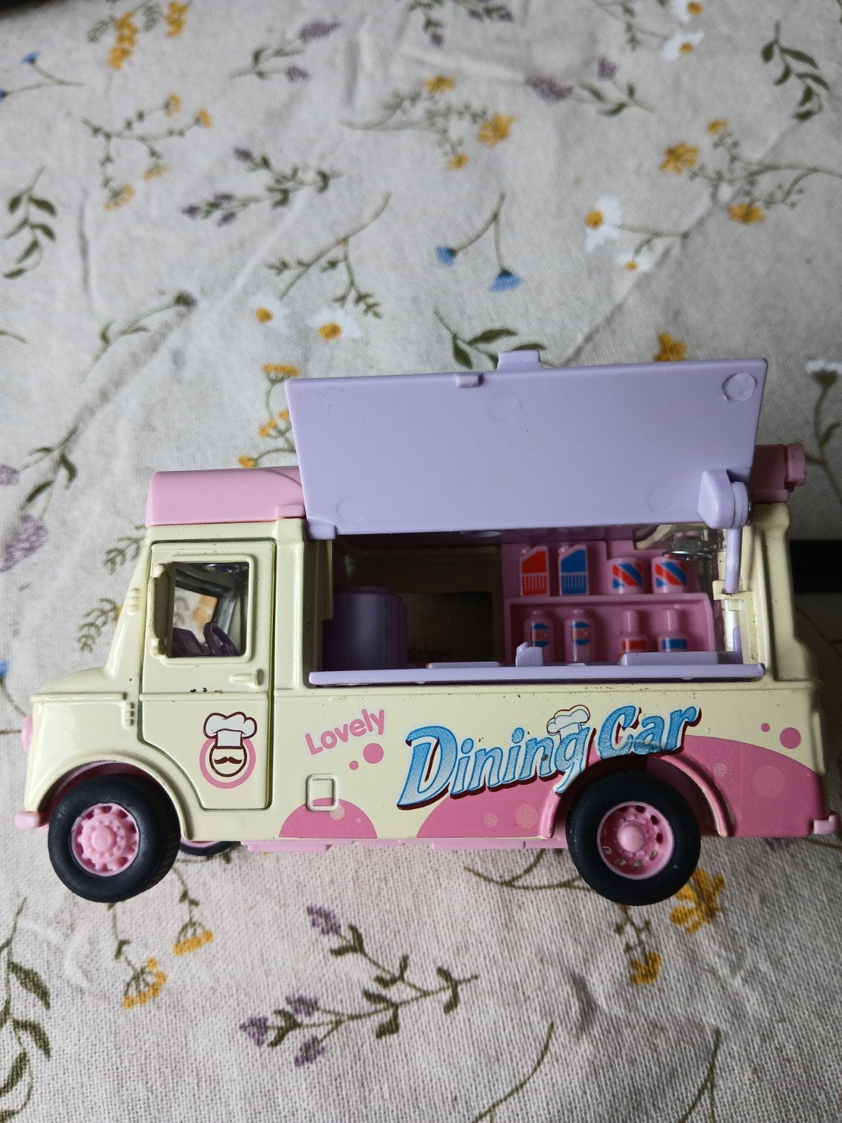 Ford truck/dining car. 1:36, Ophalen of Verzenden, Gebruikt