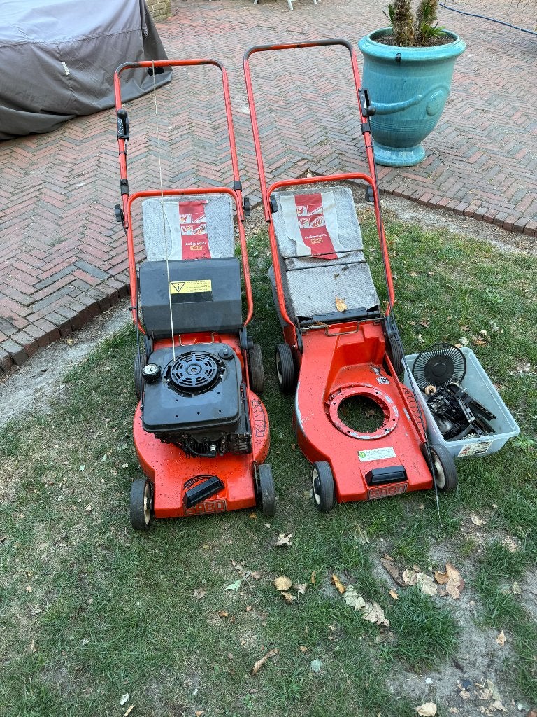 Sabo grasmaaiers (2 stuks) met onderdelen en opvangzakken, Tuin en Terras, Grasmaaiers, Cirkelmaaier, Gebruikt, Ophalen, Sabo