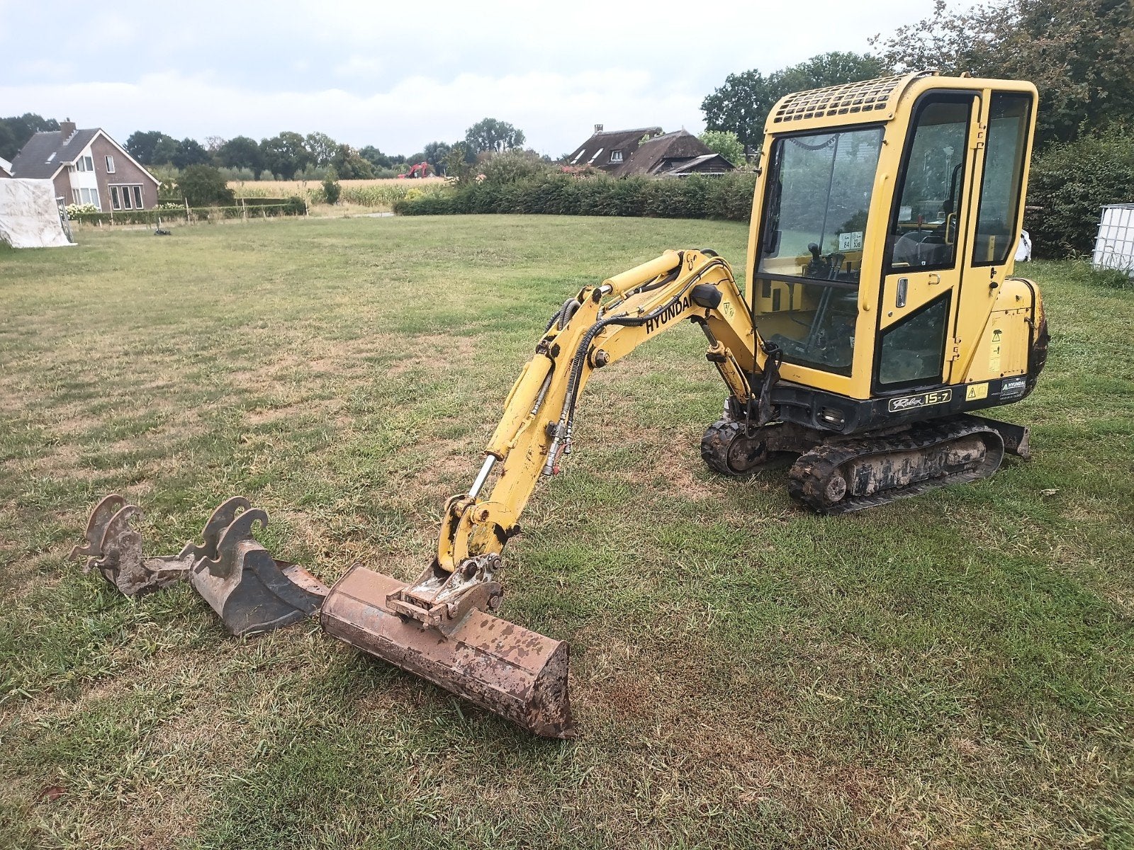 minigraver te huur 1,5t (ook dumper), Ophalen