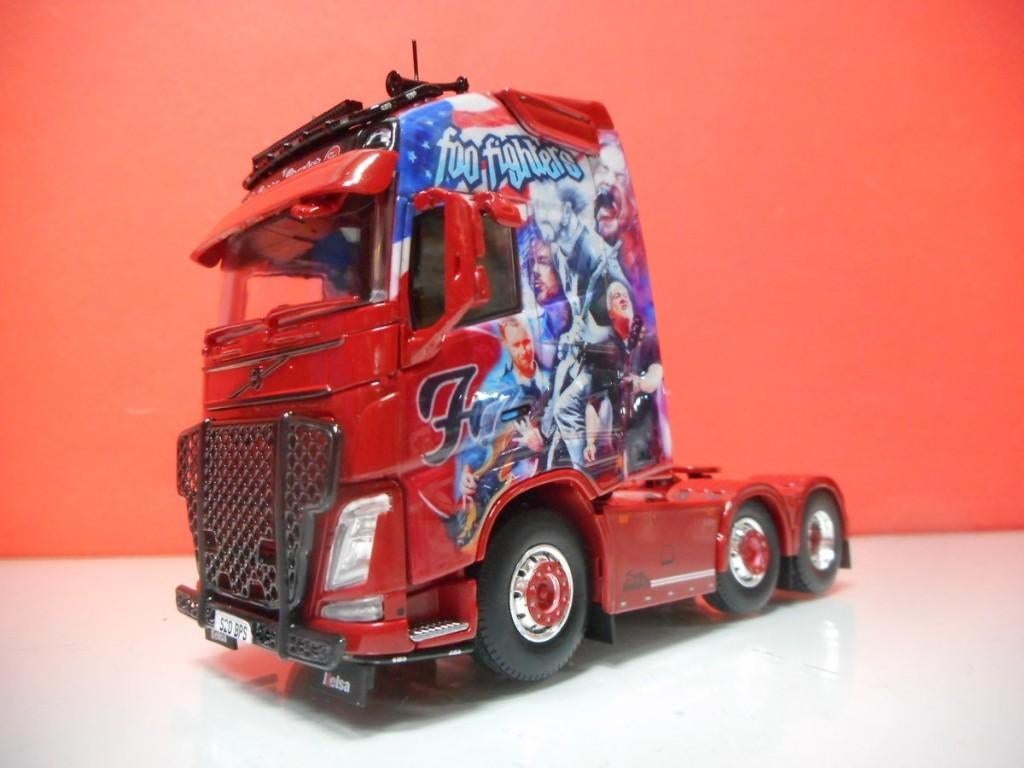 TEKNO VOLVO FH04 BARRY PROCTOR - FOO FIGHTERS UK 86169, Ophalen of Verzenden, Nieuw, Bus of Vrachtwagen, Tekno