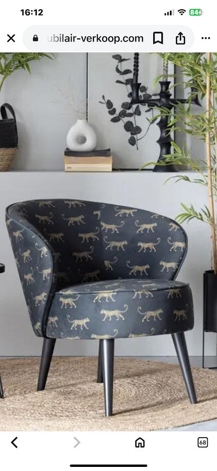 Velourse stoel met panterprint!, Huis en Inrichting, Fauteuils, Ophalen, Zo goed als nieuw, Minder dan 75 cm, 50 tot 75 cm