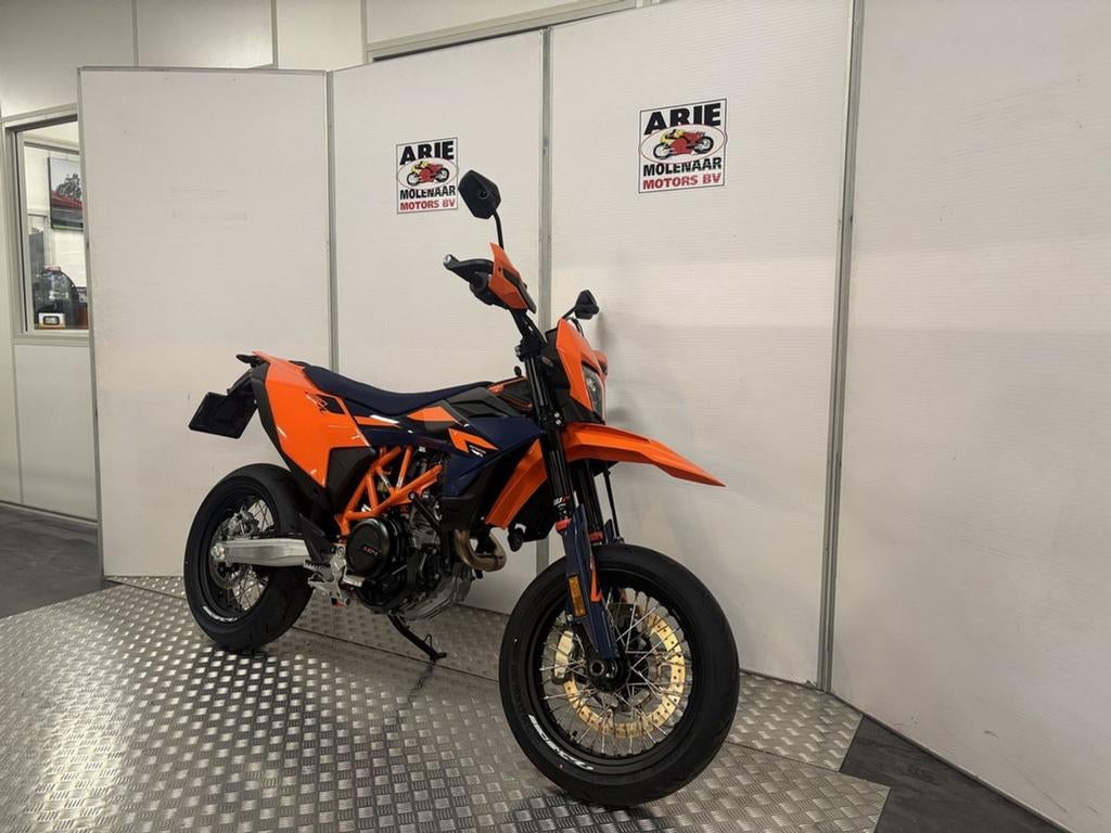 KTM 690 SMC R (bj 2026), KTM, Bedrijf, Onbekend, Onbekend