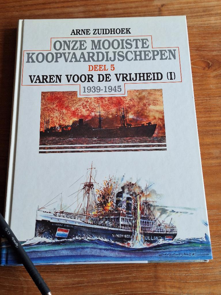 Onze mooiste koopvaardijschepen 1939-1945 - Deel 1, Ophalen of Verzenden, Tweede Wereldoorlog, Zo goed als nieuw, Overige onderwerpen