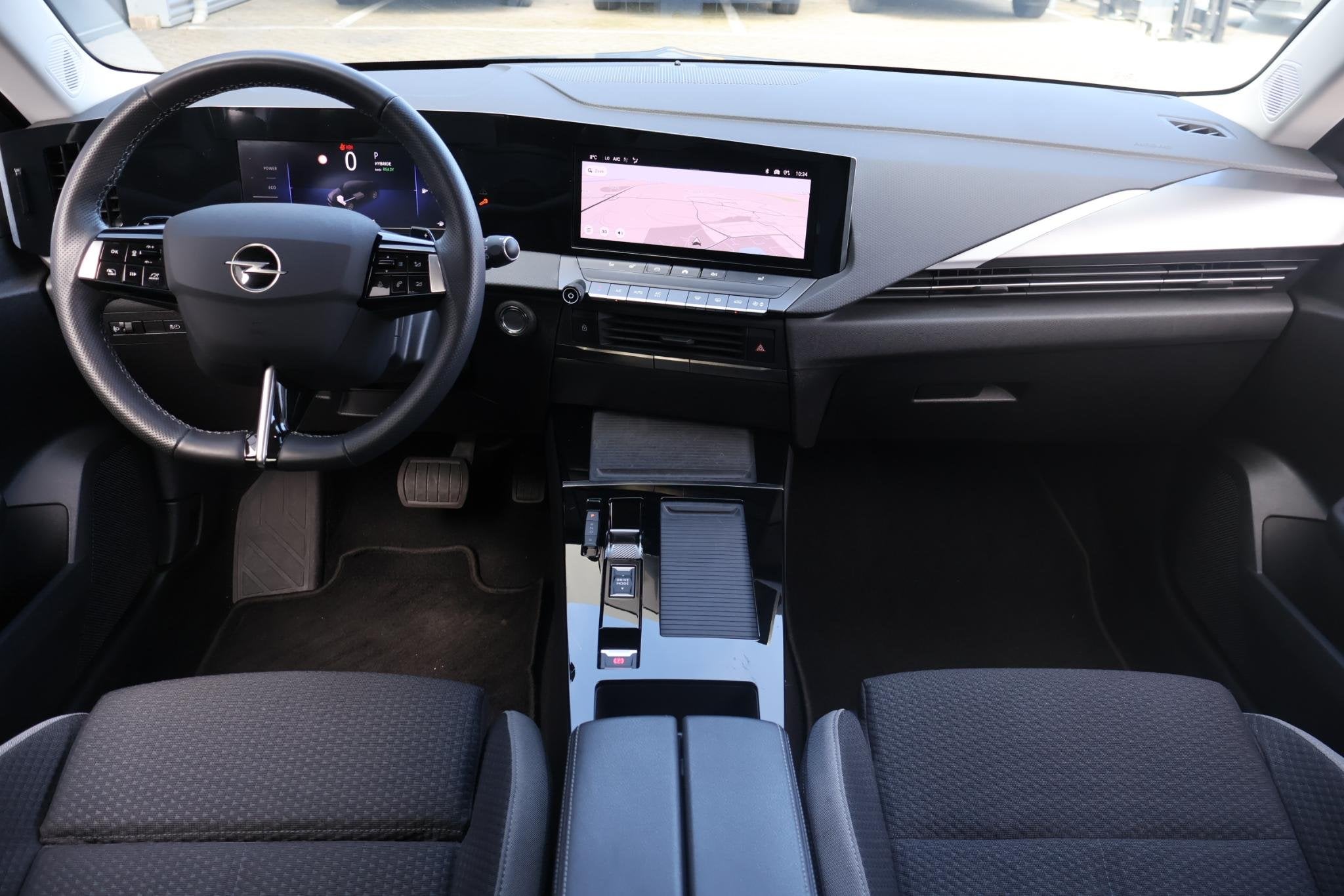 Opel Astra 1.6 Hybrid Business Edition 1e Eigenaar | Volledi, Stof, Gebruikt, 4 cilinders, 181 pk
