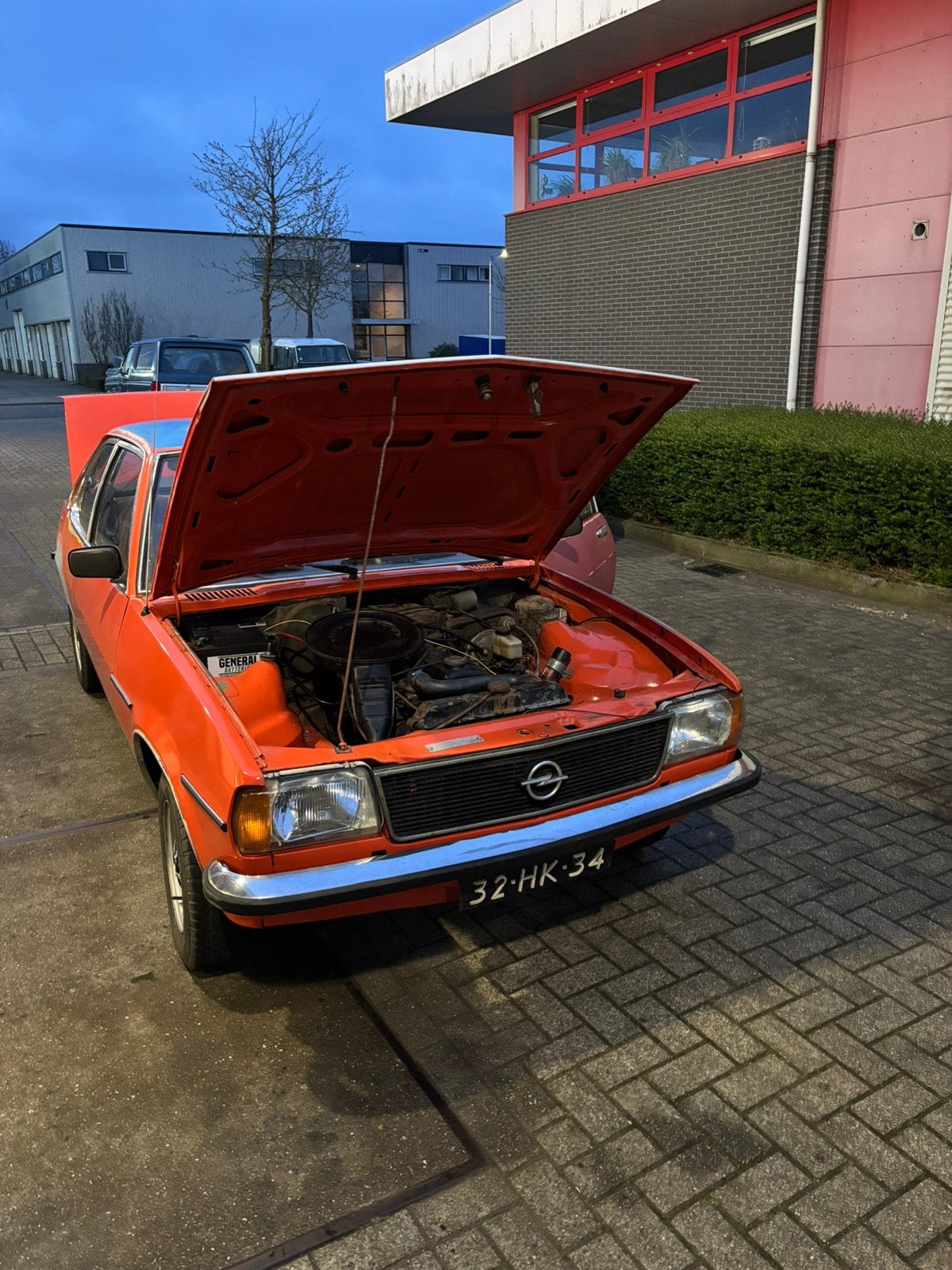 Opel Ascona B 2deurs 1600s 1975 project, foto 2