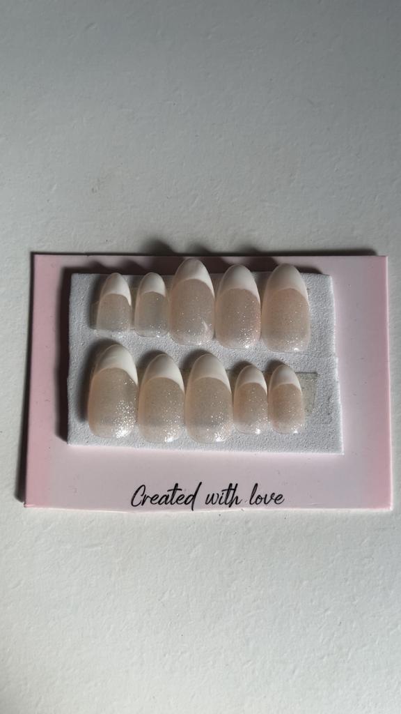 Hand made nagels, Verzenden, Wit, Zo goed als nieuw, Handen en Nagels
