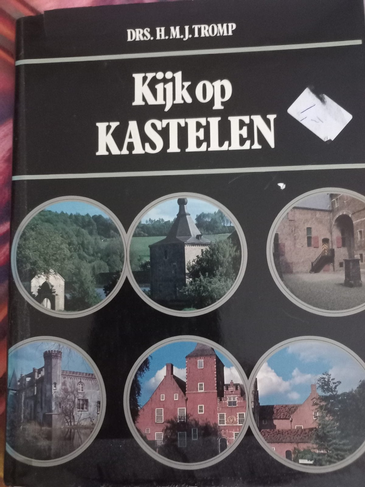 Kijk op kastelen, Ophalen, Zo goed als nieuw