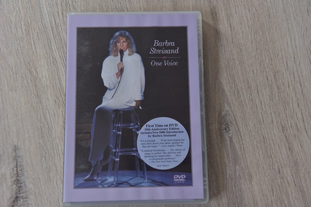 BARBRA STREISAND -- ONE VOICE 20th ANNIVERSARY EDITION, Inclusief boekje, Engels, Verzenden, Alle leeftijden