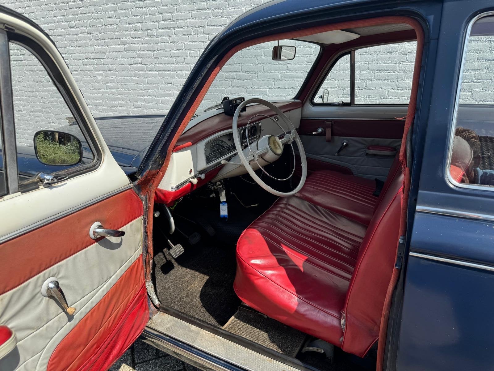 Peugeot 403 Compressor Berline Schuifdak OPRUIMING | OUTLETD, foto 10